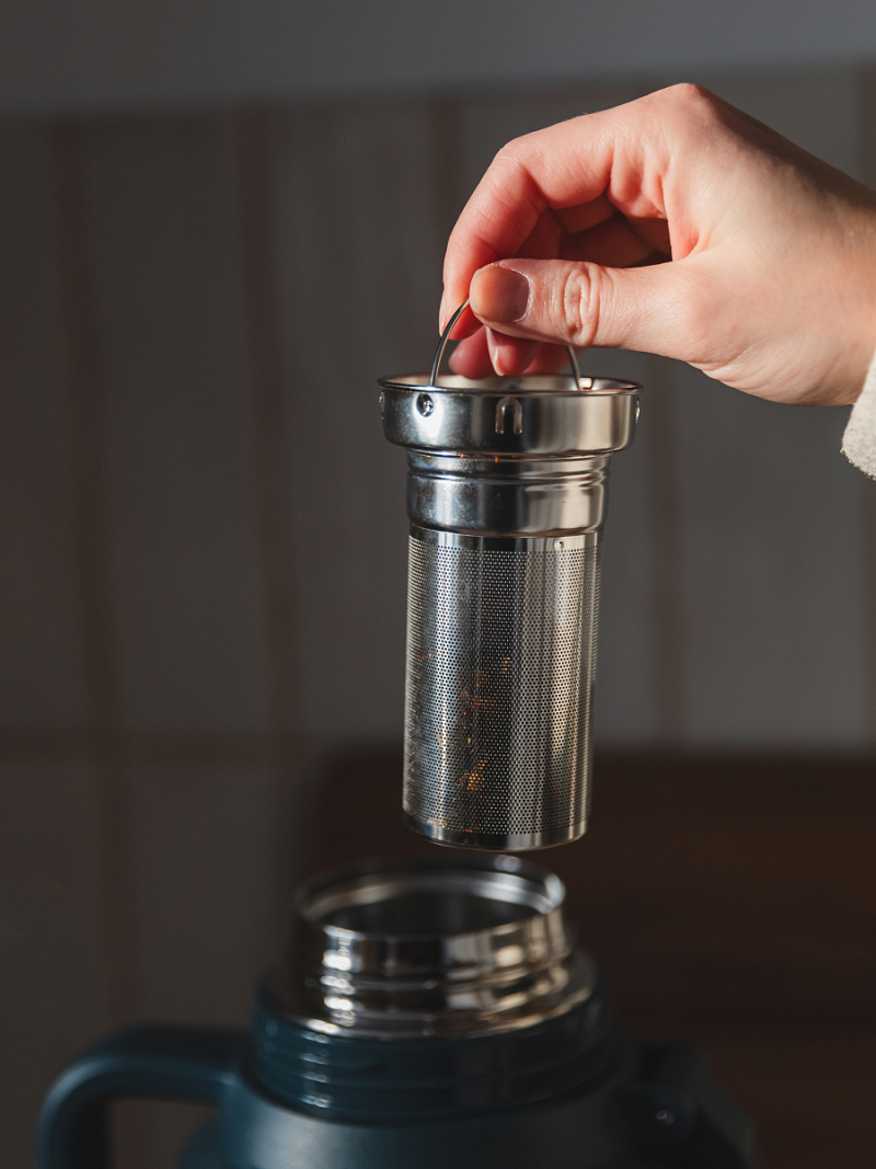 Термос 2.5л серии 206 «Индиго» с ситечком - 5