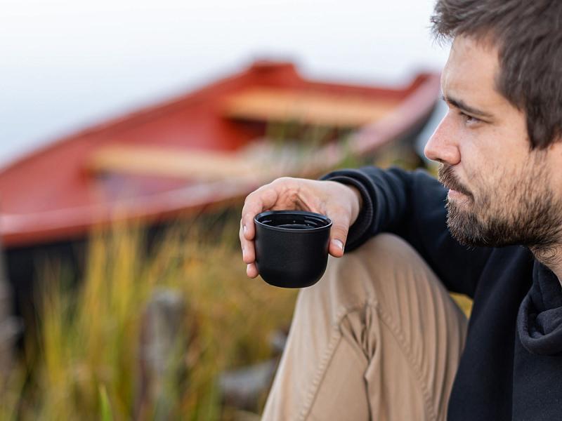 Что подарить рыбаку