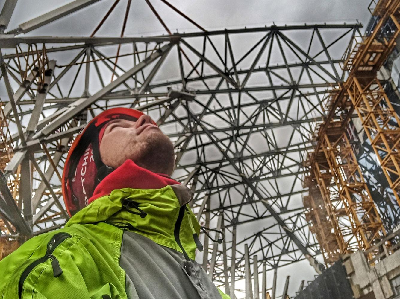 Рабочий день всегда зависит от выполняемой работы и может очень сильно отличаться как по интенсивности так и про продолжительности работ. / Источник фото: архив Никиты Скирёва.