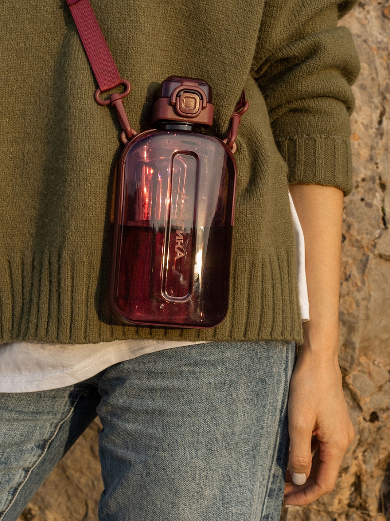 Тритановая бутылка 0.75л серии 724 «Вишня» на ремне (уценка) - 2