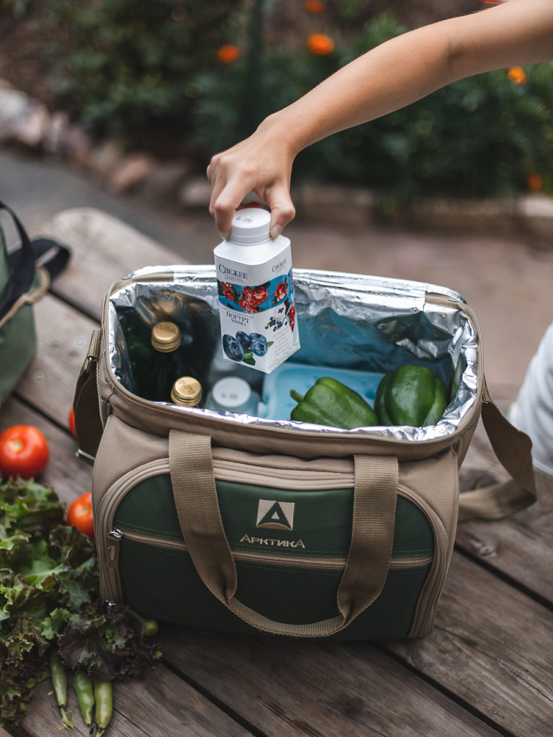 Сумка-холодильник серии 4100 зелёная с набором посуды на 4 человека - 7