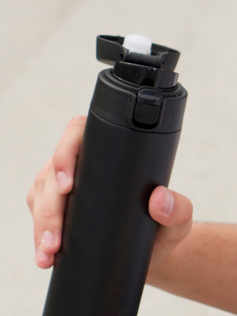 Термокружка 0.52л серии 701 чёрная с закрытой питьевой системой - 4