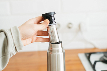 Рассчитан на долгое удержание температуры