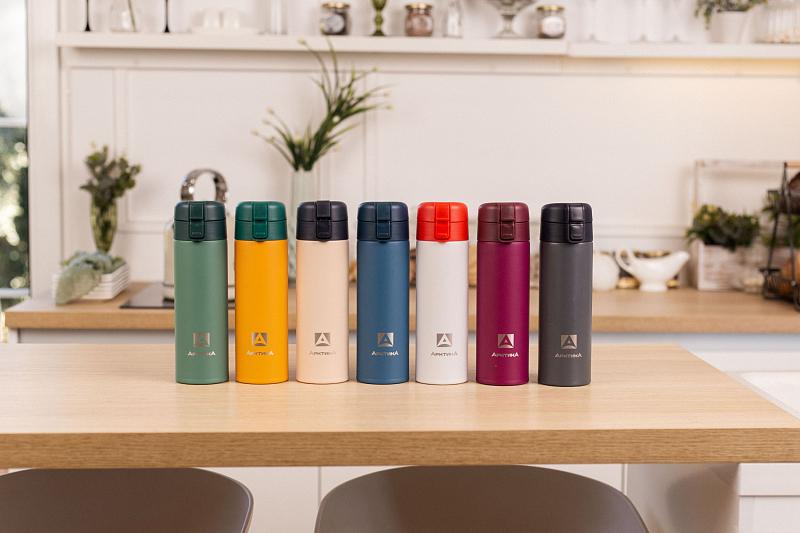 НОВИНКА! ТЕРМОКРУЖКА С СИТЕЧКОМ В НОВЫХ ЦВЕТАХ